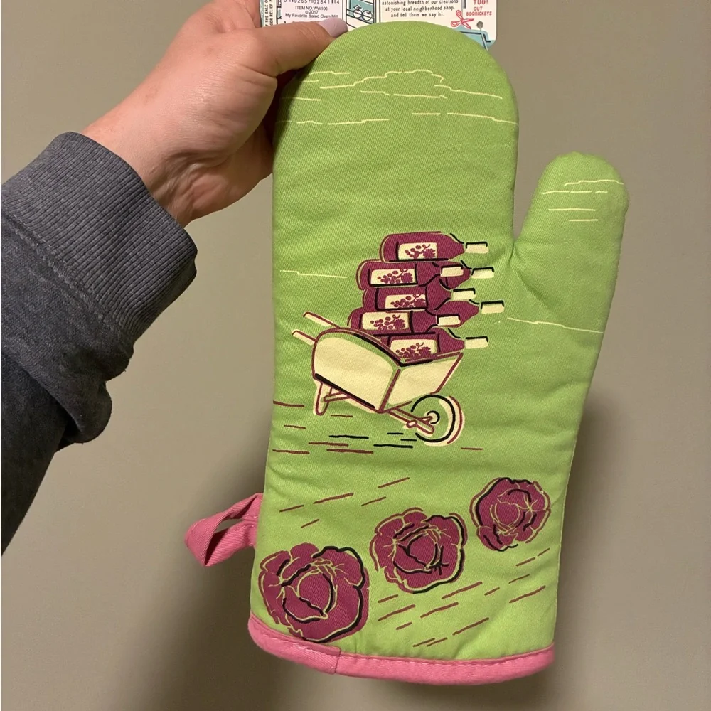 Blue Q Green and Pink Wine-Themed Oven Mitt